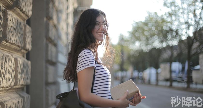 秒降论降AIGC,免费查重系统,智能改重